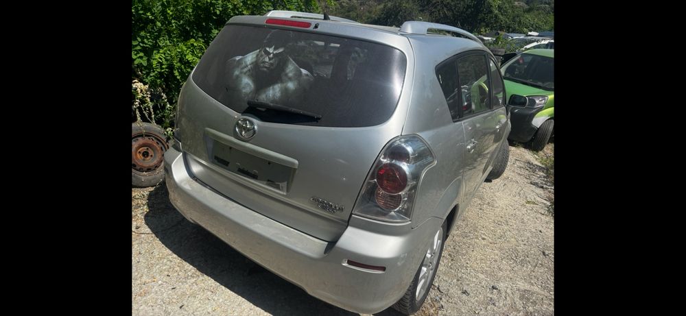 Toyota Corolla Verso на части d4d