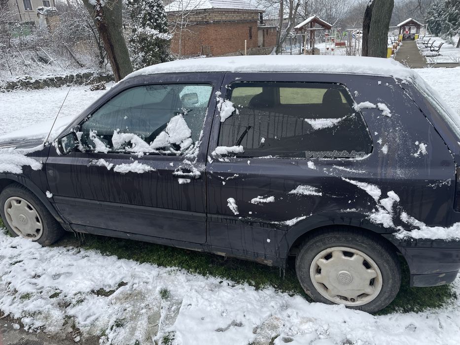 Голф 3  1.8 на части