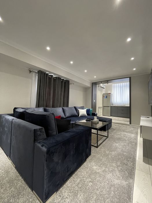 Ц6 метро минор квартира по суточно.