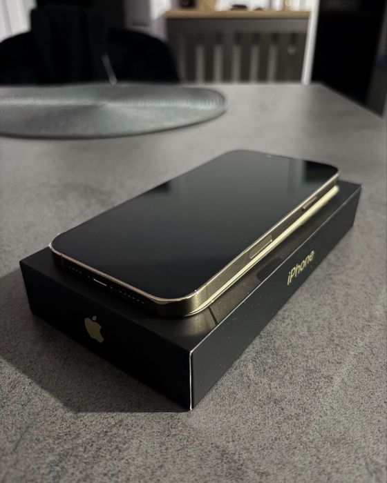 Iphone 13 PRO GOLD cu 94% Bateria