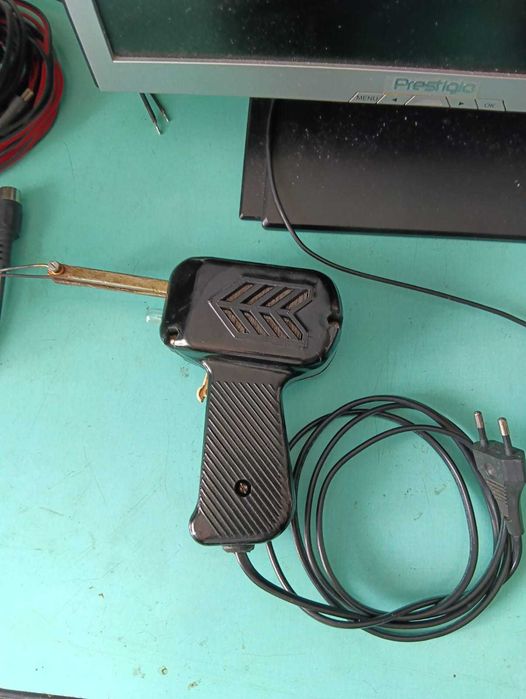 Pistol Lipit Romanesc 100w Radio Progres