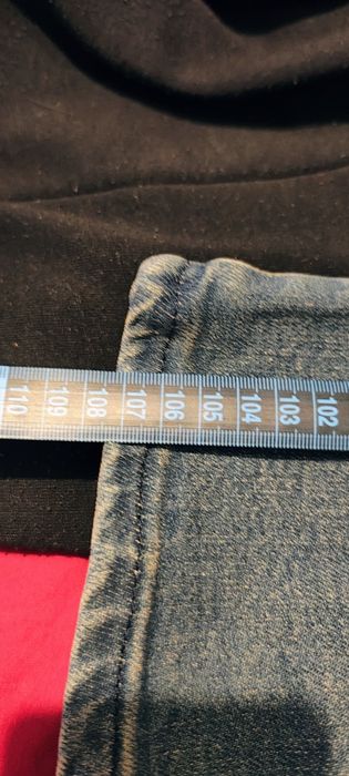 Blugi bărbătești boss tabie 46 cm