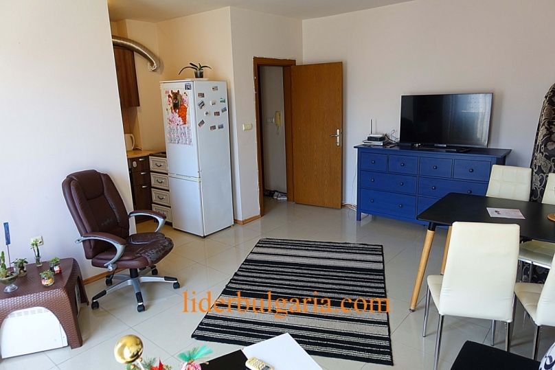 Двустаен апартамент в комплекс Магнолия Гарден