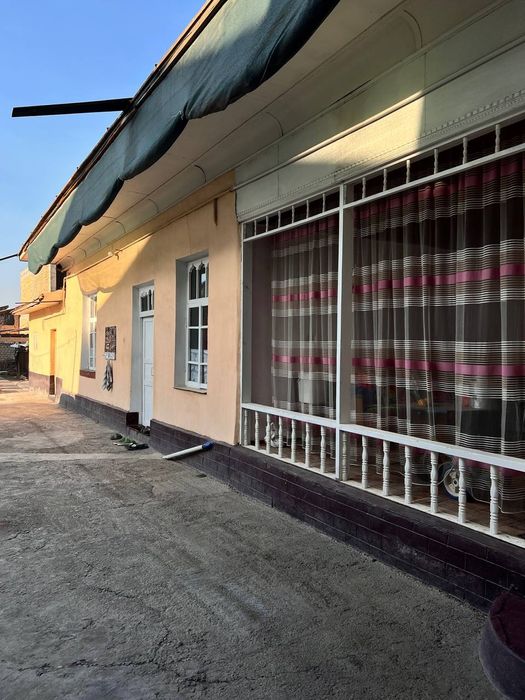 Ховли сотилади. 8 сотих 7хона