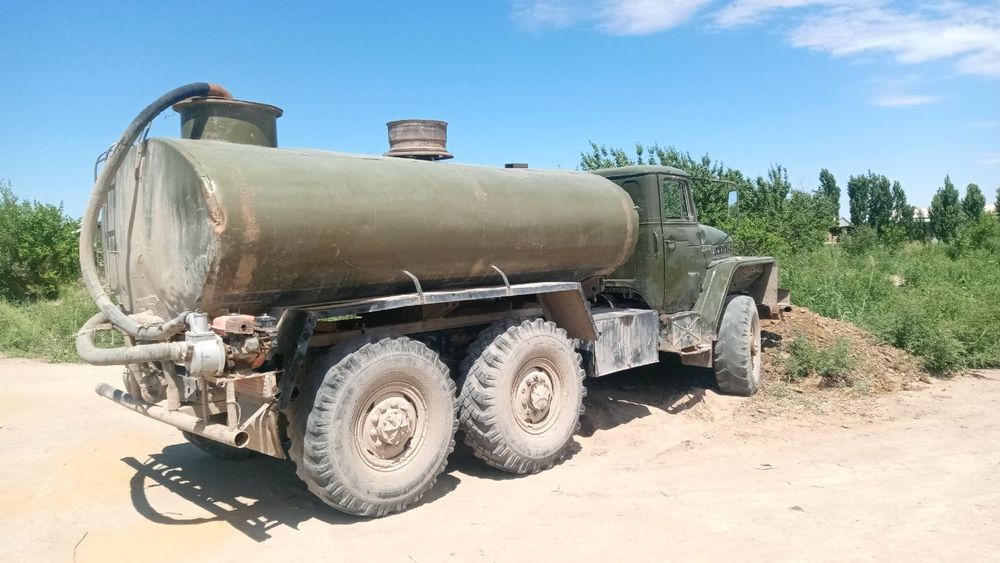 Ural vodovoz Maz motor Ural korobka