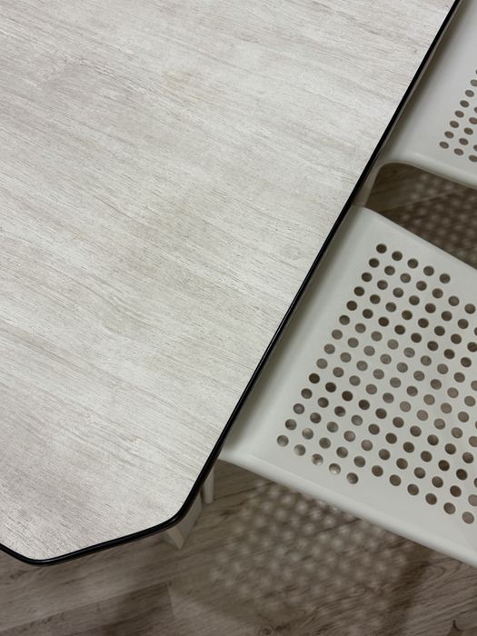 Продам стол со стульями