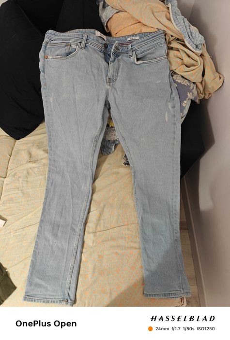Vand 2 perechi jeansi blugi barbati EDC Esprit, ca noi, ambele 100 ron