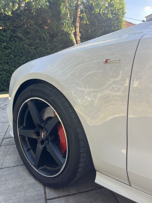 Jante MOMO originale 19” + anvelope Hankook – stare impecabilă