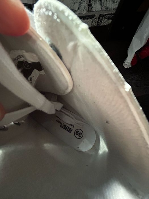 Коньки совершенно новые