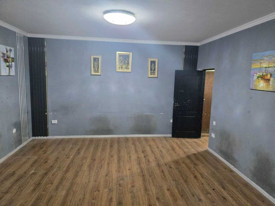 Arenda ofis 75  Yunusobod 2  Uneversam 3 hona 1 qavat