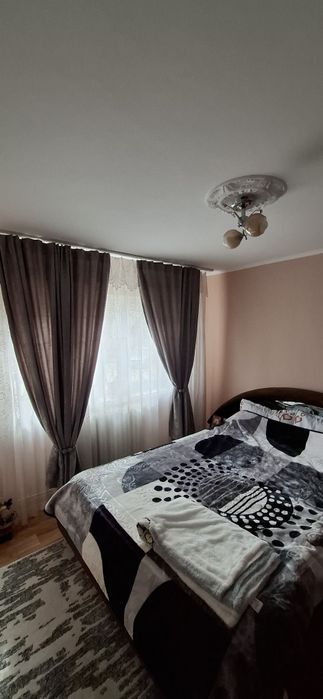 Apartament 2 camere de renovat.