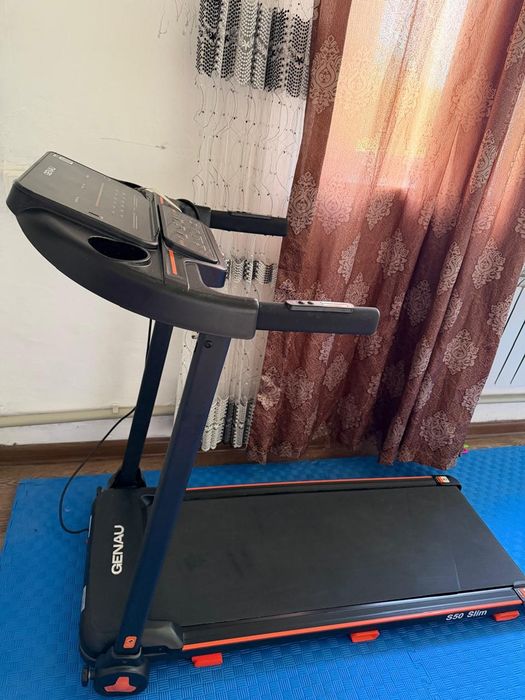 Продам беговую дорожку
