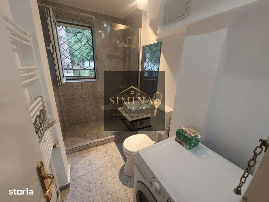 Apartament 3 Camere, De Vanzare,  C-tin Romanu Vivu, Zona Cornisa