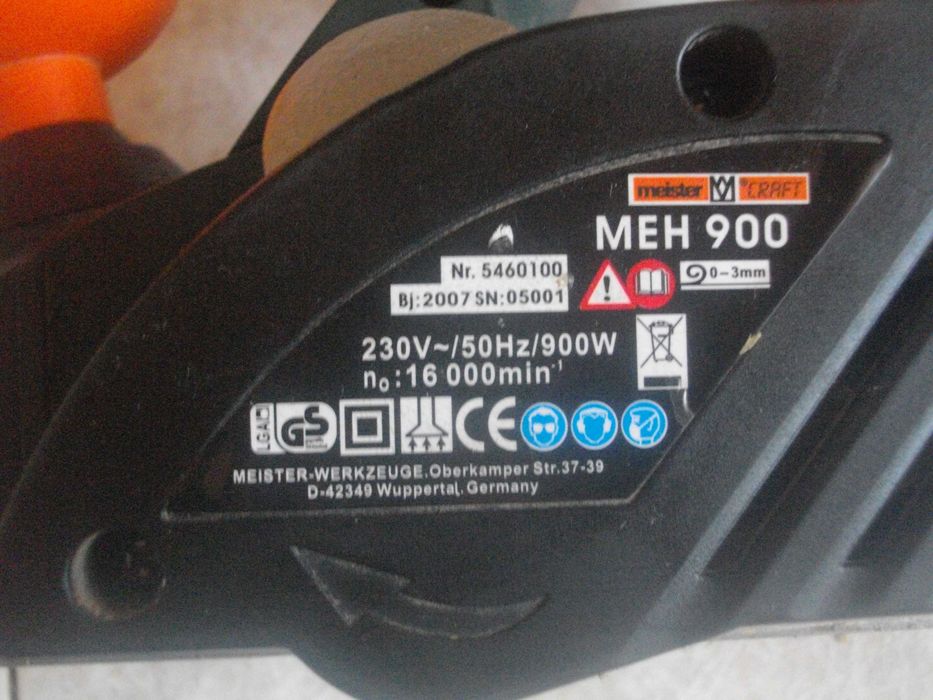 Немски:  Електрическо Ренде Meister Ексцентър Виброшлайф 900W-420W