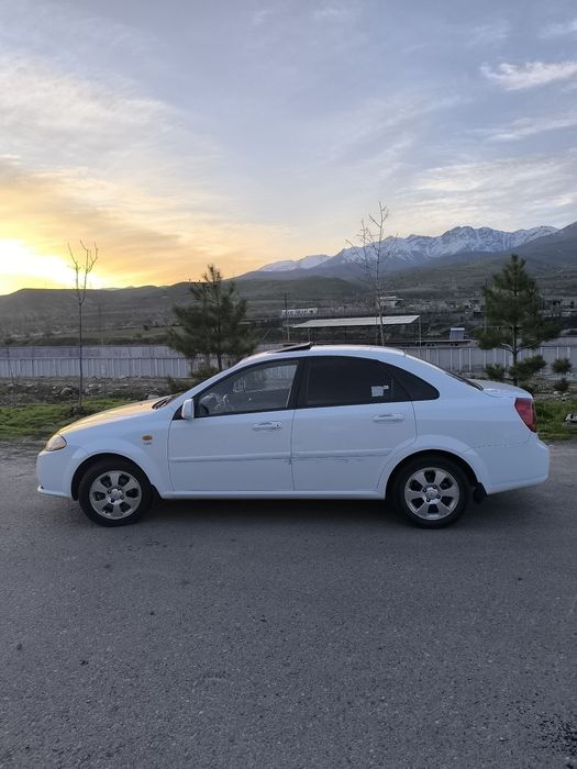 Chevrolet Jentra
