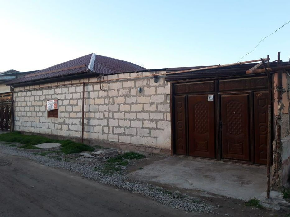 Продается дом в городе.