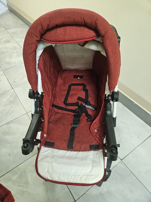 Продам детскую коляску