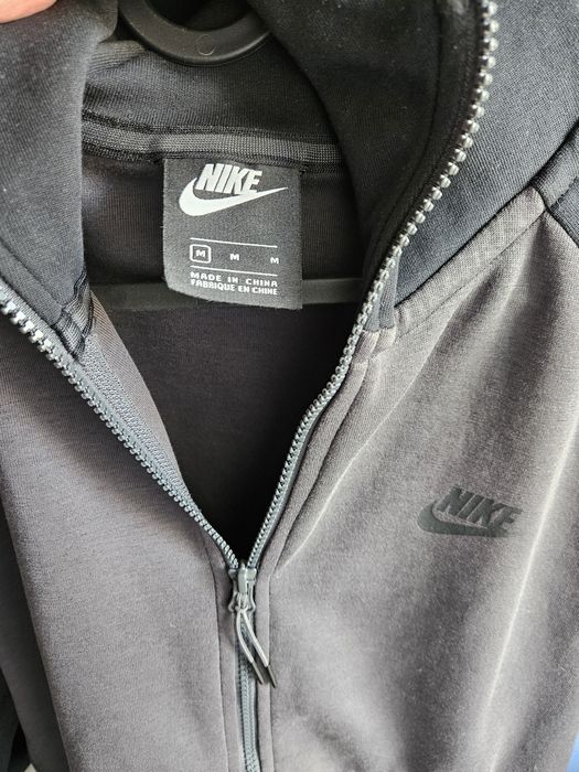 Nike tech fleece суичър - M