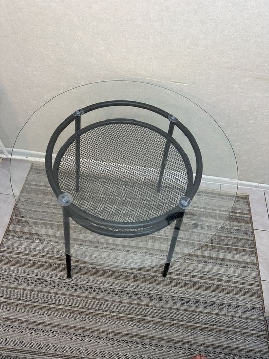 Продам стол кухонный