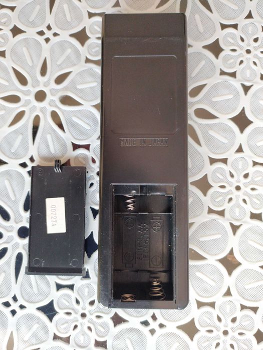 Akai RC-G35, дистанционно за декове Акай