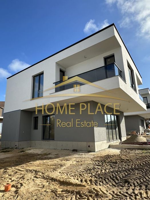 Къща в м-ст Боровец Юг