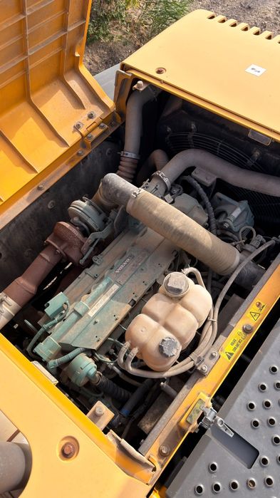 Продам экскаватор VOLVO EC250DL