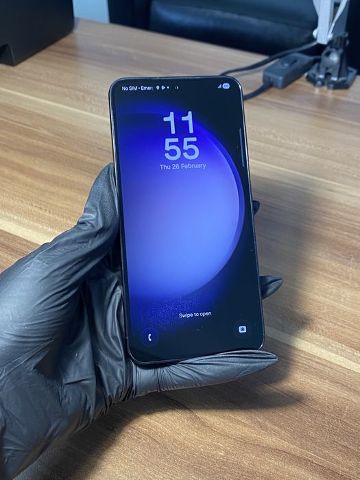 Samsung Galaxy s23• 256 GB • Phantom Black