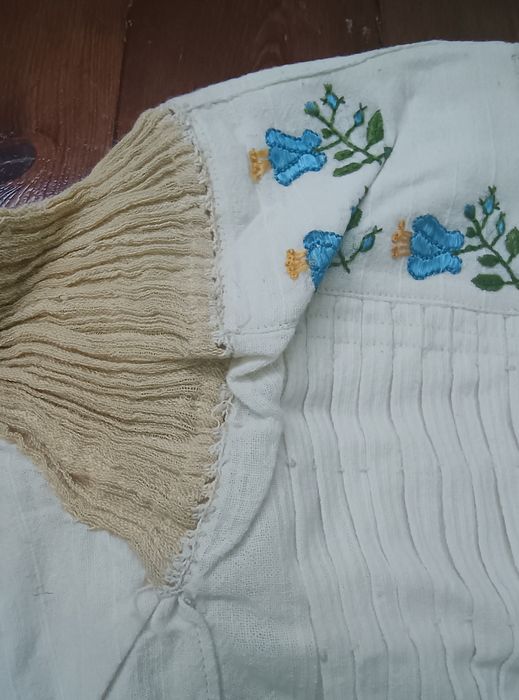 Автентична Перфектна  Женска Риза  Част от Народна Носия