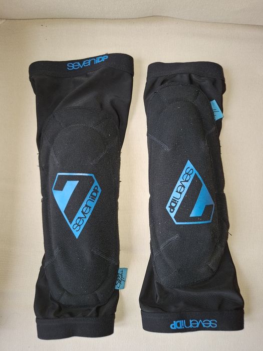 Наколенки-Seven iDP