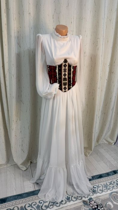 Прокат национальный одежды