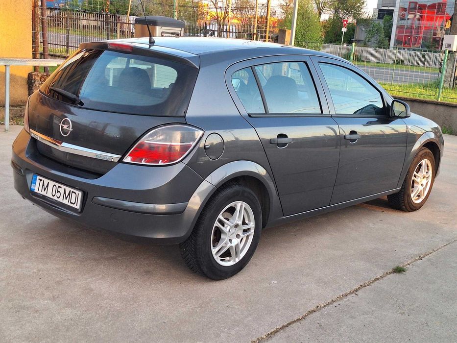 vand opel astra h 1.4 benzina, an 2009, proprietar