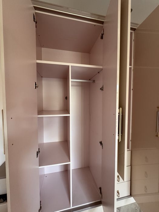 Продам шкаф купе