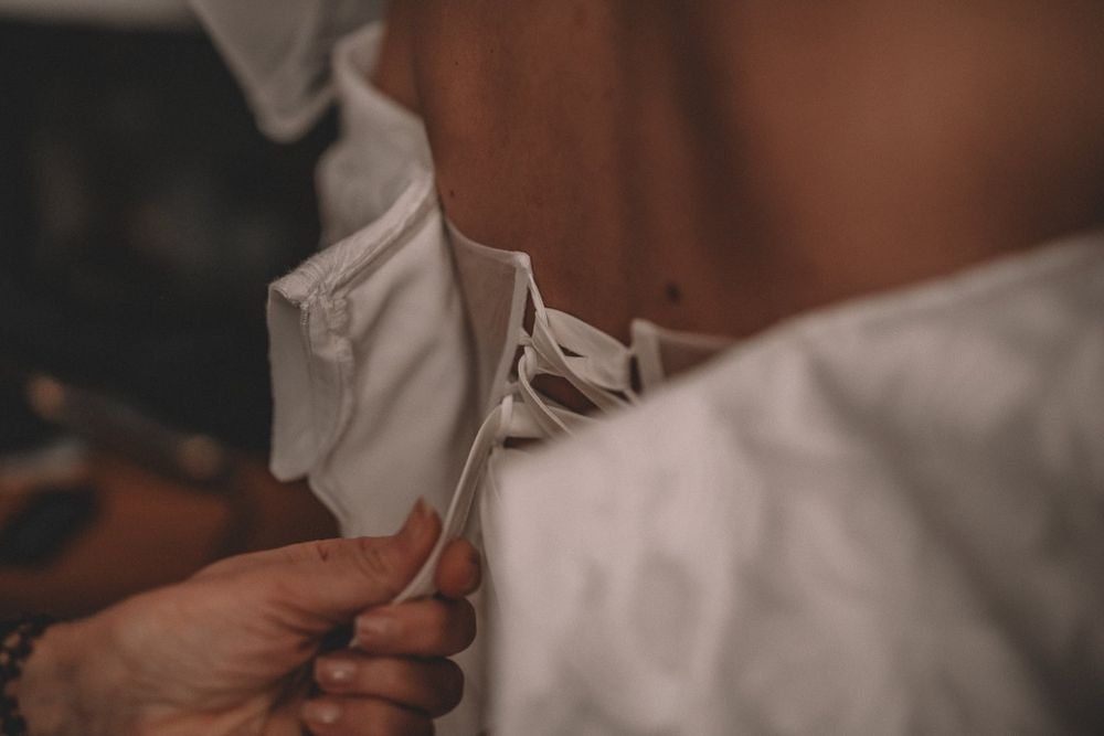 Булчинска рокля тип принцеса с шлейф + подарък дълг воал