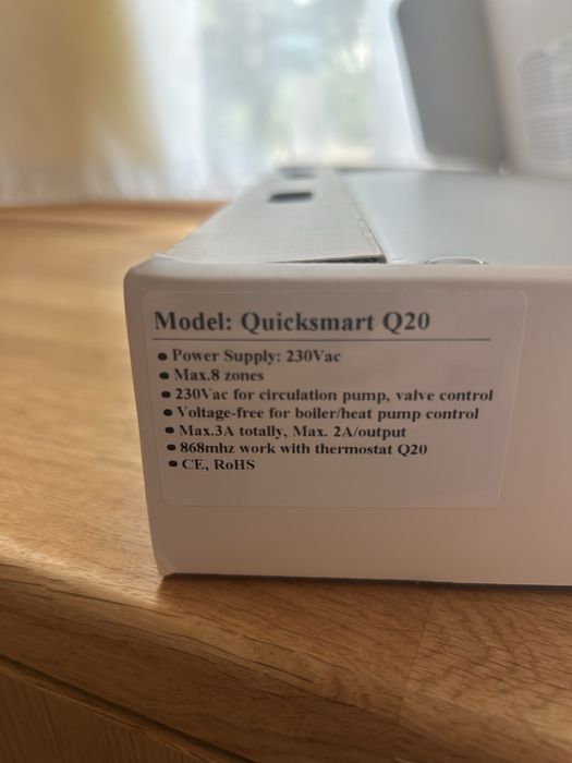 Kit Automatizare pardoseala smart, 8 zone, 4 termostate