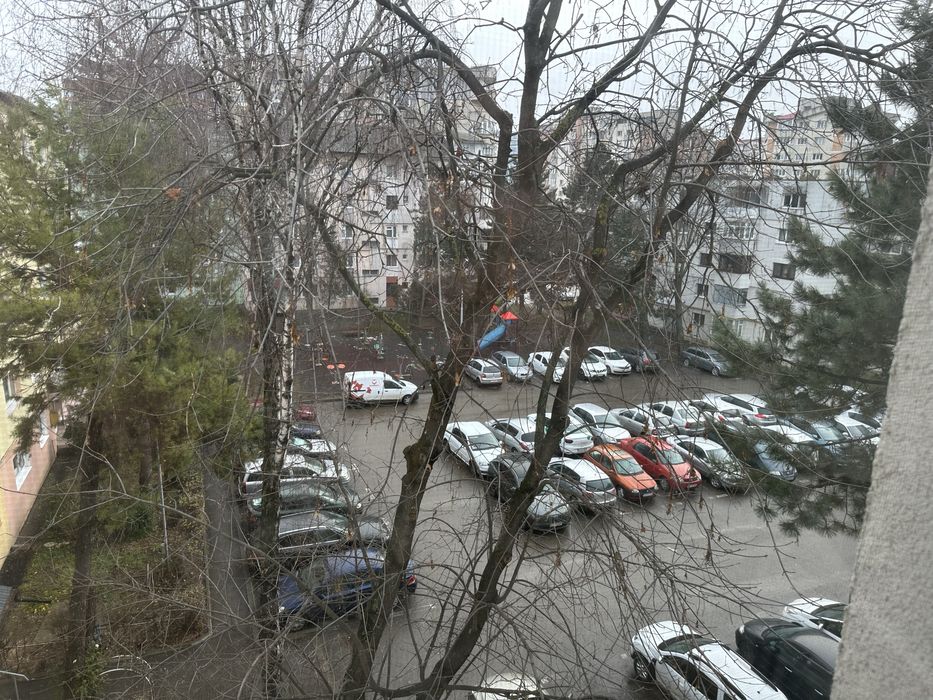 Apartament 2 camere nedecomandat etaj 4