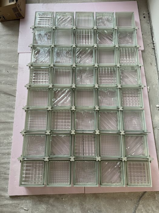 Стъклени тухли SEVES  made in Chech Republic