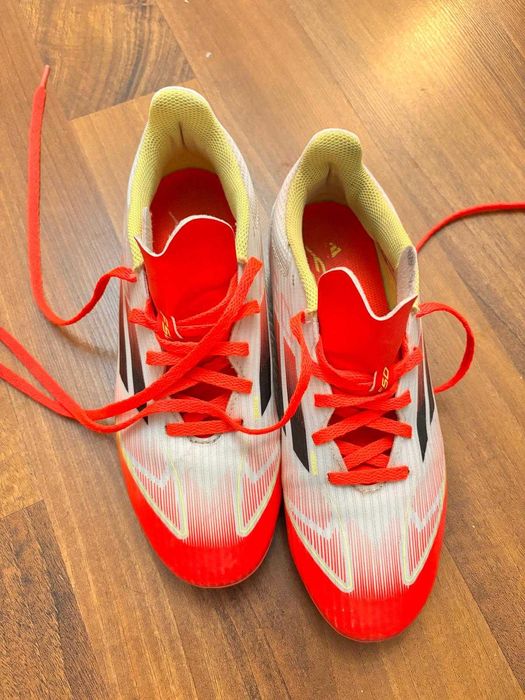 Ghete fotbal copii adidas F50 Club FG/MG – mărime 38