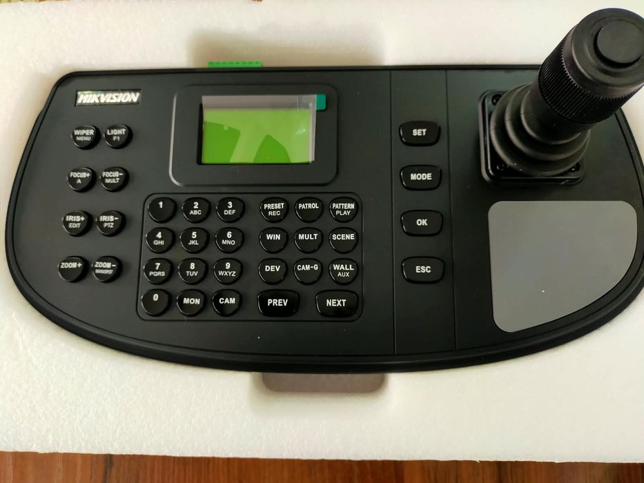 Hikvision DS-1200KI(B) Сетевой пульт управления