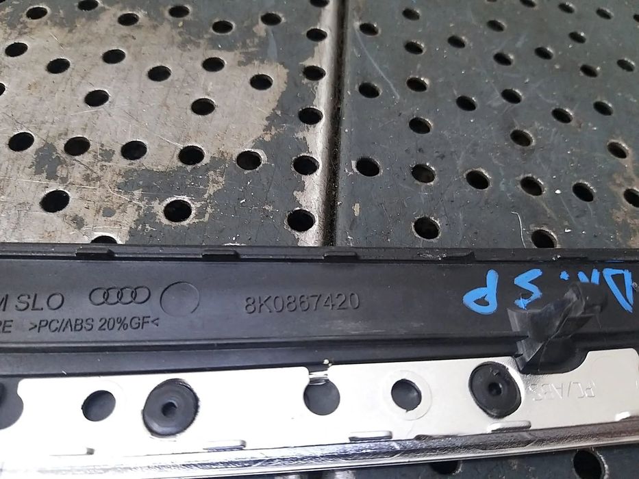 Ornament trim usa dreapta spate audi a4 b8 8k 8k0867420