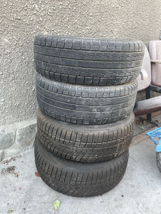 Зимние резины на субару стоял