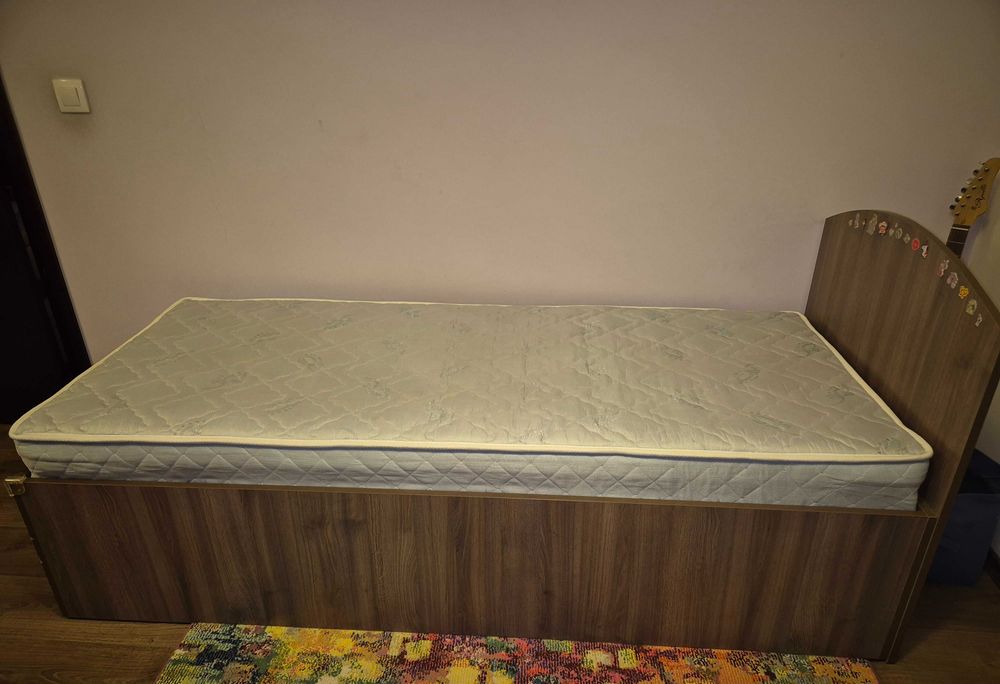 Легло единично с матрак