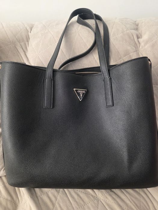 Дамска чанта GUESS