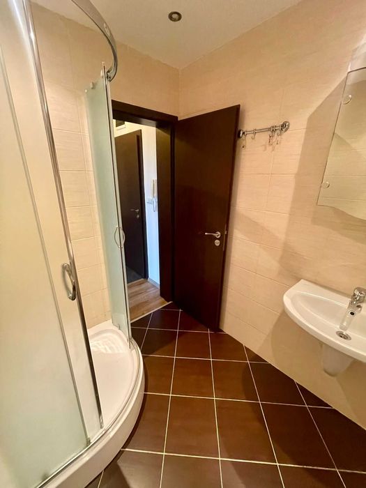 Продава се Двустаен апартамент в Обзор - 62 кв.м за 920 €/кв.м - Снимка #16