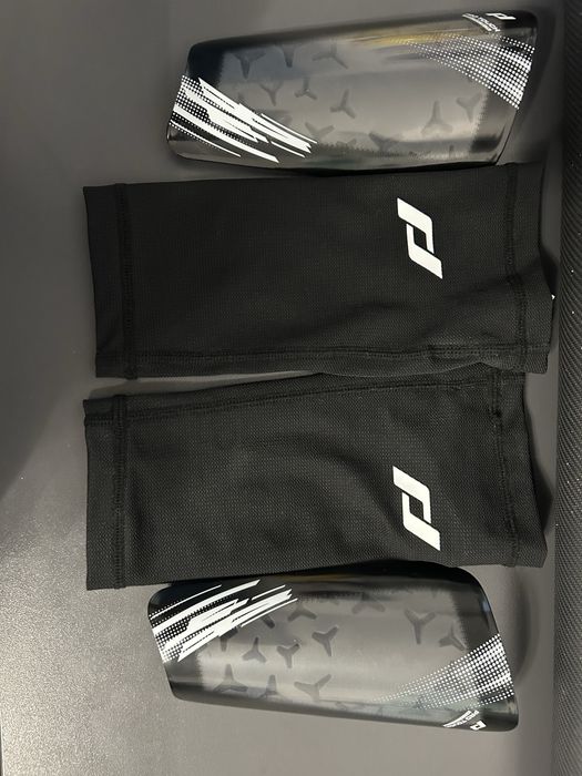 Vand aparatori fotbal pro touch noi nefolosite