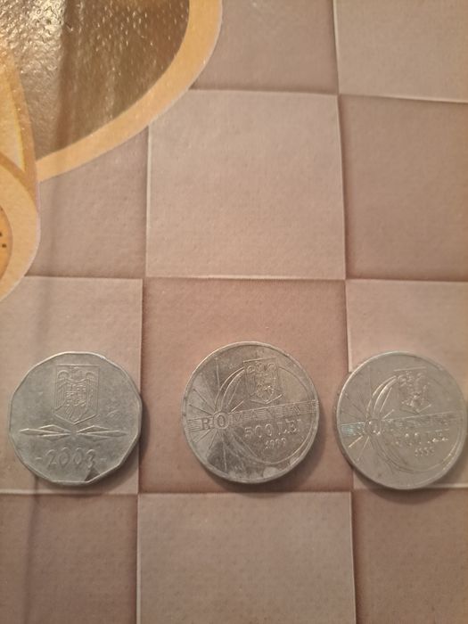 Monezi vechi din 1999 pana i. 2004