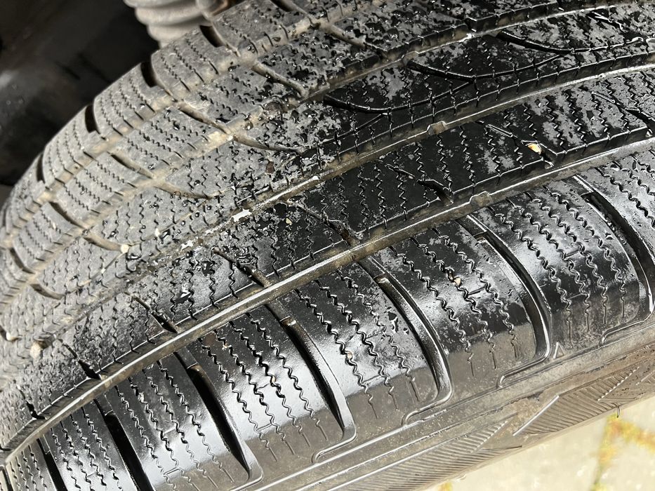 Jante originale 17” Anvelope iarna 265/65 r17