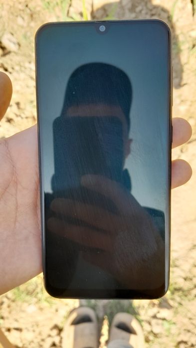 Samsung A30 holati yaxshi