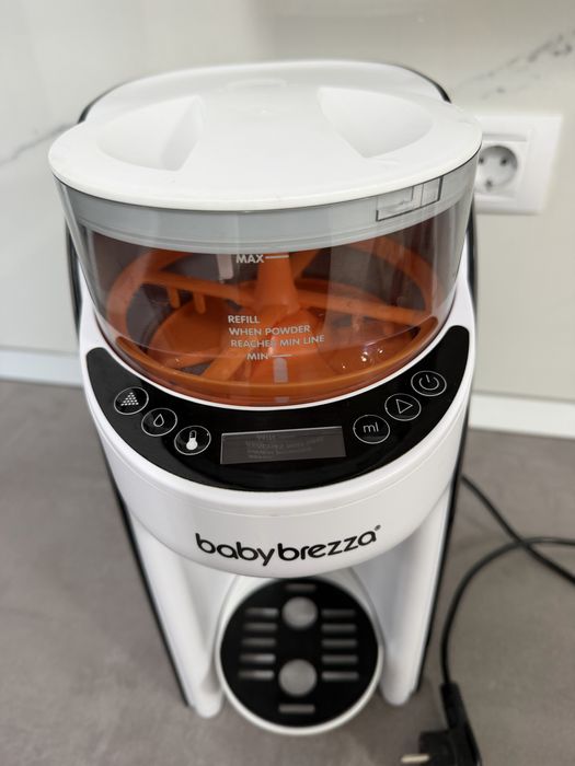 Baby Brezza espressor lapte