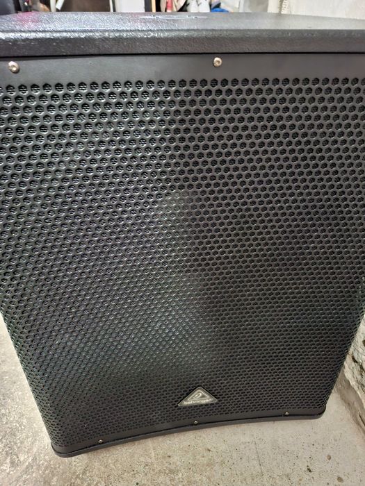 Boxe the box pro,subwoofer behringer si mixer