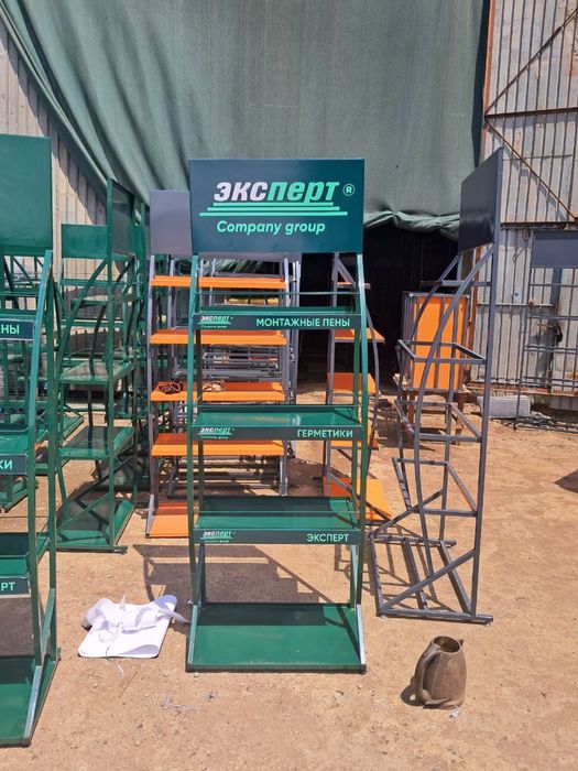 Стеллаж витрина полка стойка